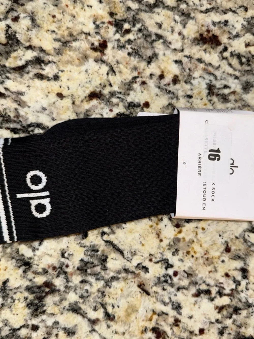ALO Yoga women’s Black Crew Socks - Black Athletic Socks